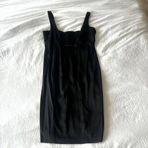 Classic LBD by Calvin Klein, size 8, good as new condition 🖤